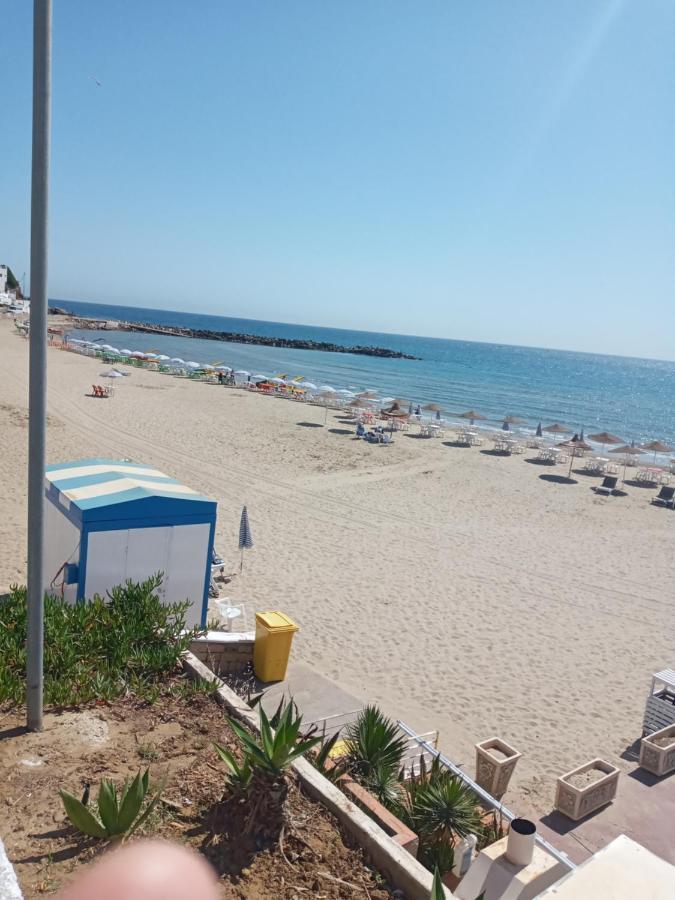 Studio Avec Piscine Et Wifi A Cabonegro Cabo Negro Exterior foto